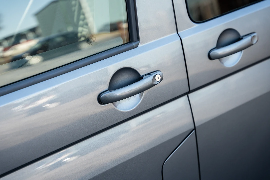 2022 Volkswagen EuroVan - Image 27 of 31