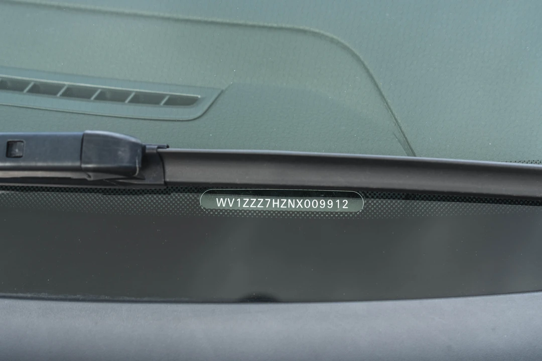 2022 Volkswagen EuroVan - Image 25 of 31