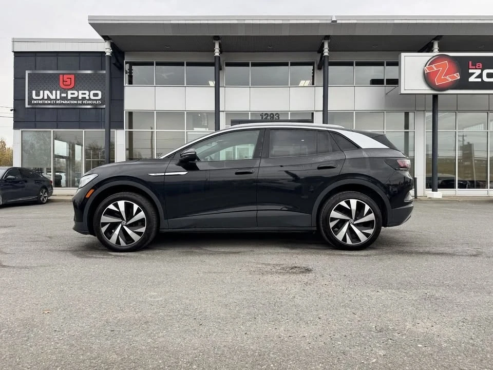 2022 Volkswagen ID.4 - Image 2 of 9