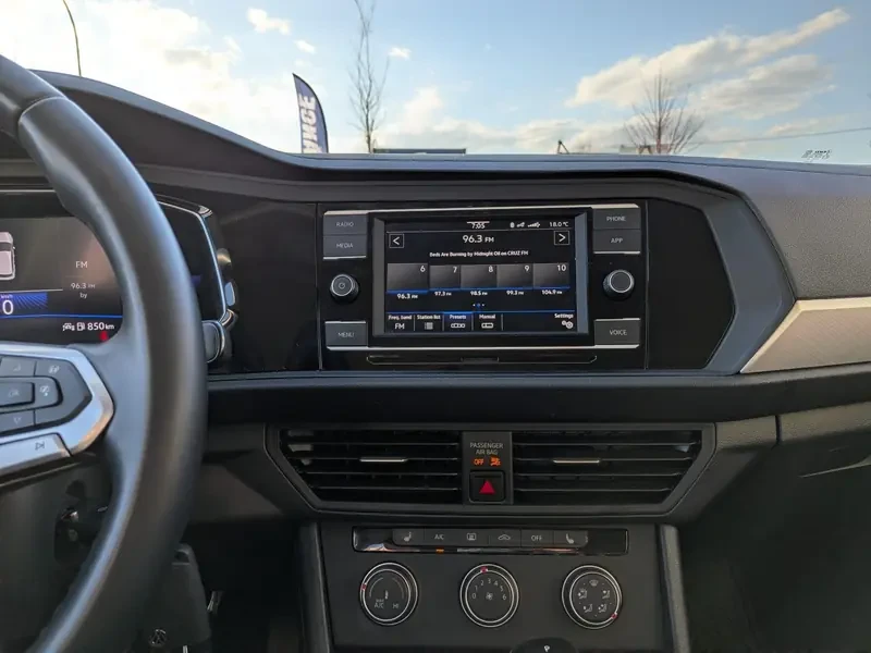 2022 Volkswagen A7 Jetta - Image 9 of 11