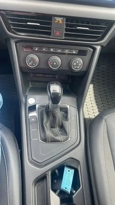 2022 Volkswagen Taos - Image 14 of 18