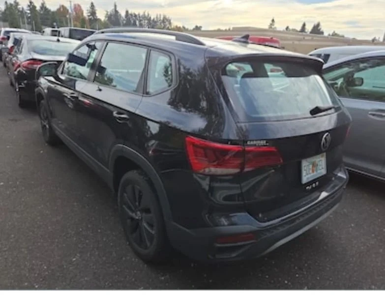 2022 Volkswagen Taos - Image 3 of 4