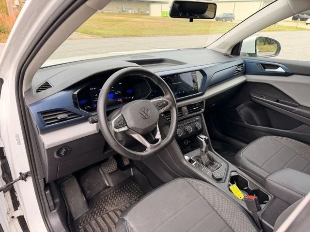 2022 Volkswagen Taos - Image 7 of 9