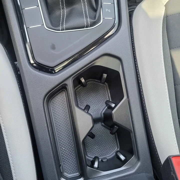 2022 Volkswagen Tiguan - Image 8 of 20
