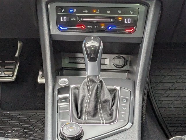 2022 Volkswagen Tiguan - Image 8 of 13
