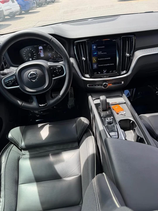 2022 Volvo S60 3rd Gen - Image 7 of 10