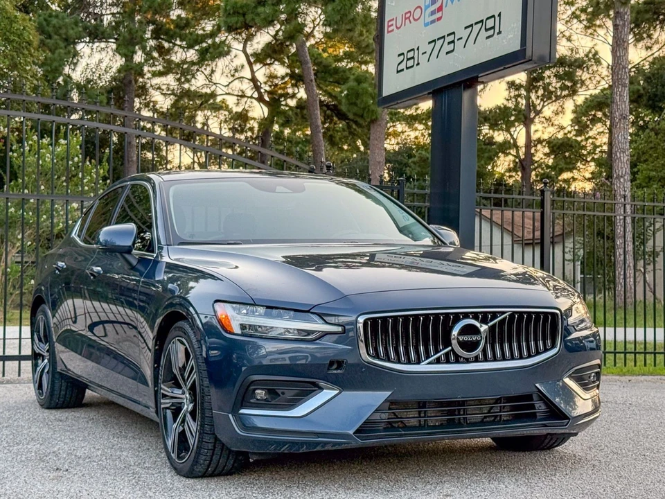 2022 Volvo S60 3rd Gen - Image 6 of 12