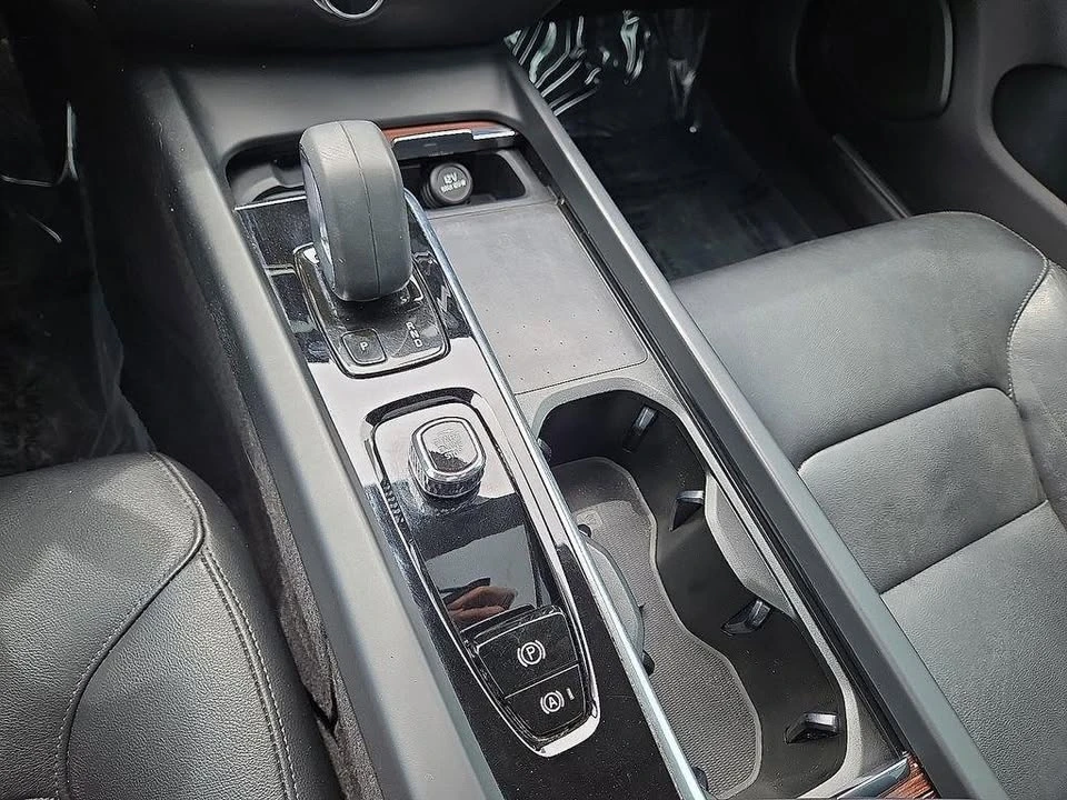 2022 Volvo S60 3rd Gen - Image 12 of 12