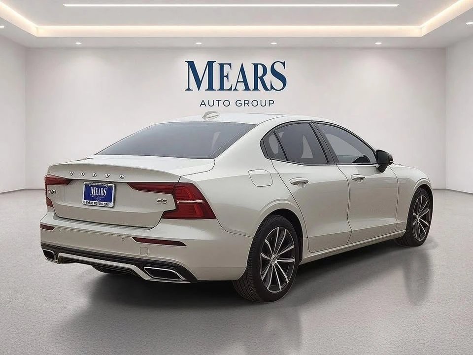 2022 Volvo S60 3rd Gen - Image 3 of 12