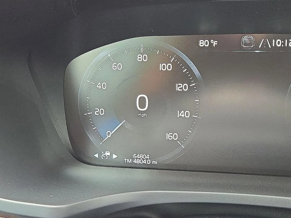 2022 Volvo S60 3rd Gen - Image 10 of 12