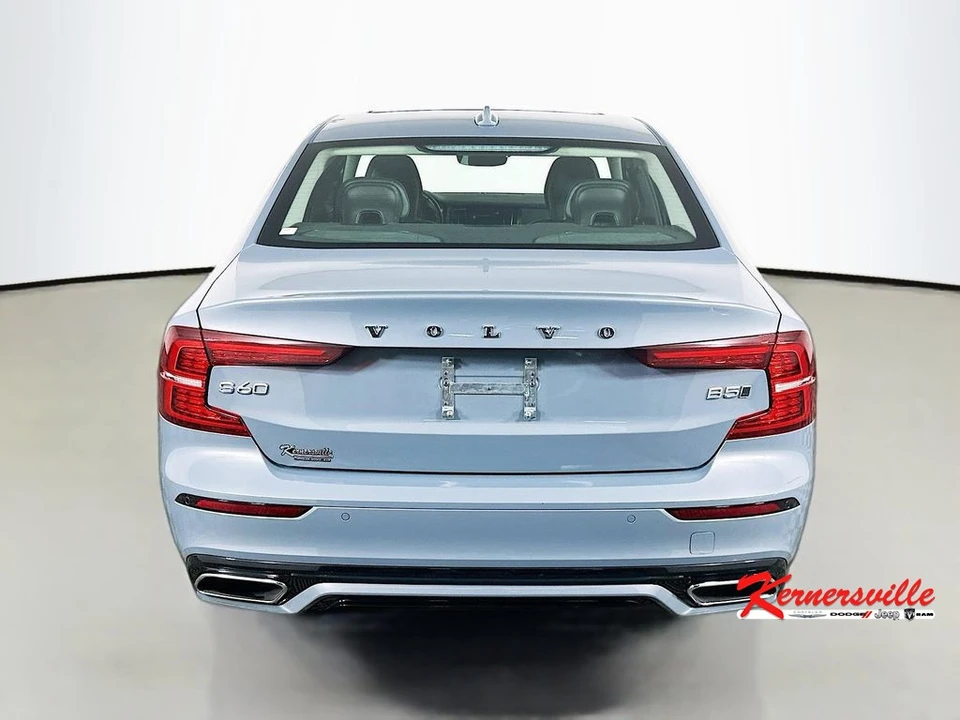 2022 Volvo S60 3rd Gen - Image 6 of 21