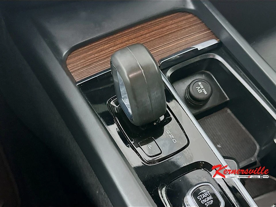 2022 Volvo S60 3rd Gen - Image 16 of 21