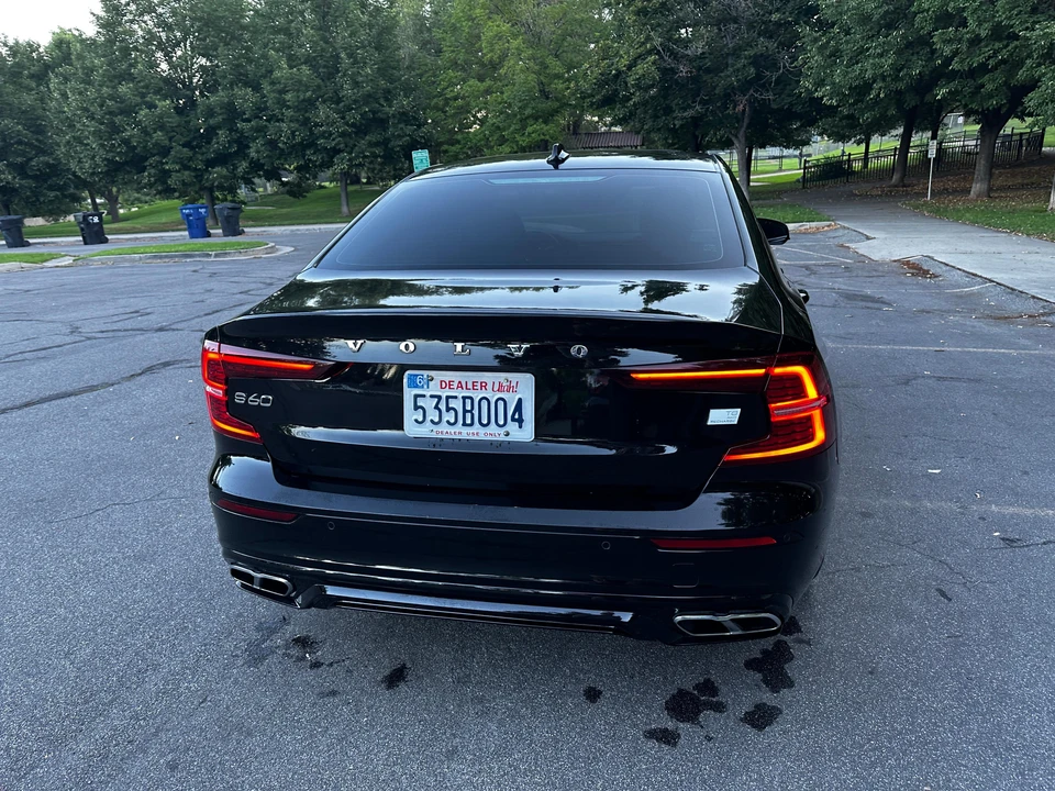 2022 Volvo S60 3rd Gen - Image 29 of 31
