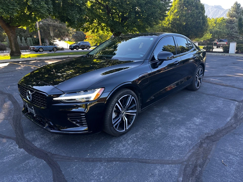 2022 Volvo S60 3rd Gen - Image 12 of 31