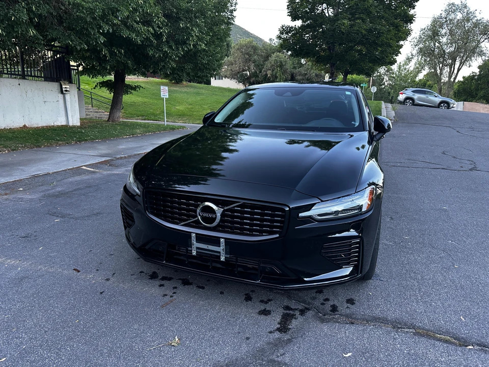 2022 Volvo S60 3rd Gen - Image 8 of 31