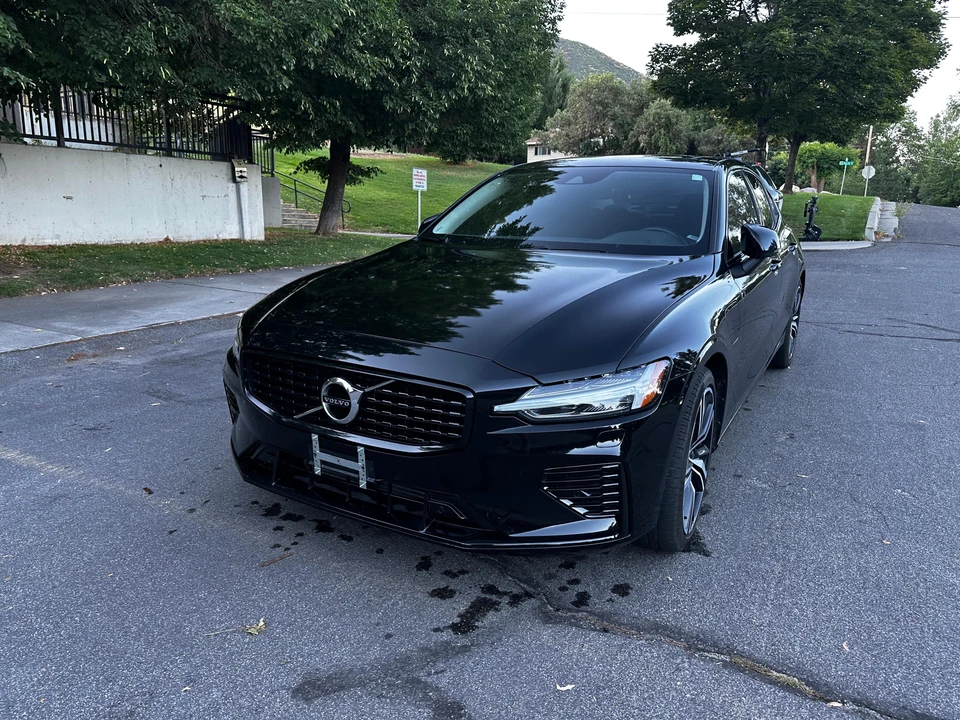 2022 Volvo S60 3rd Gen - Image 9 of 31