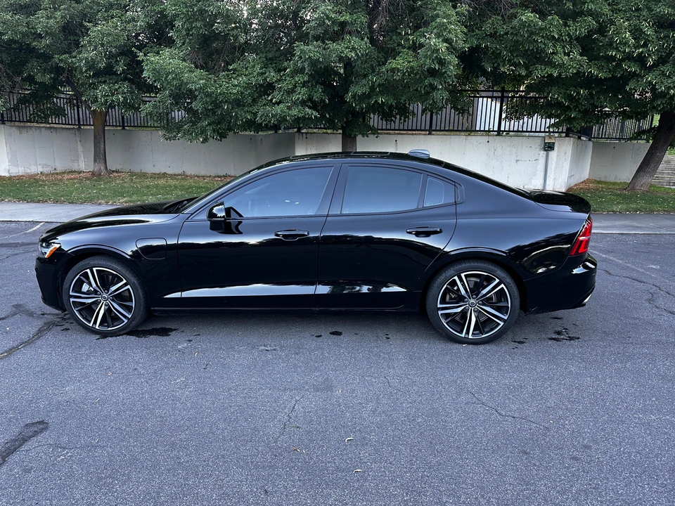 2022 Volvo S60 3rd Gen - Image 17 of 31