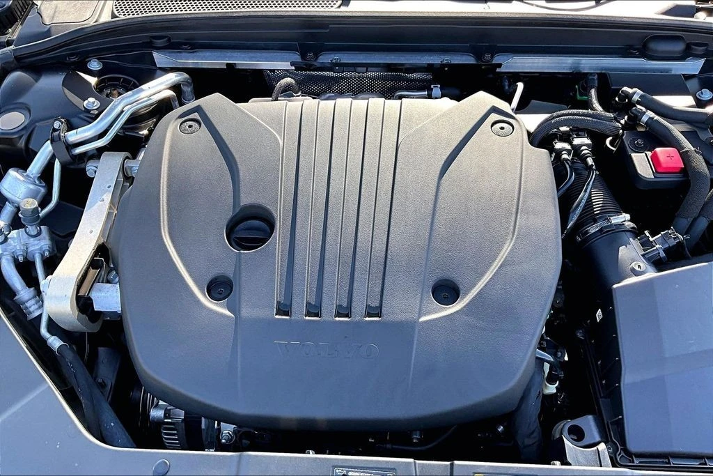 2022 Volvo S60 3rd Gen - Image 31 of 31