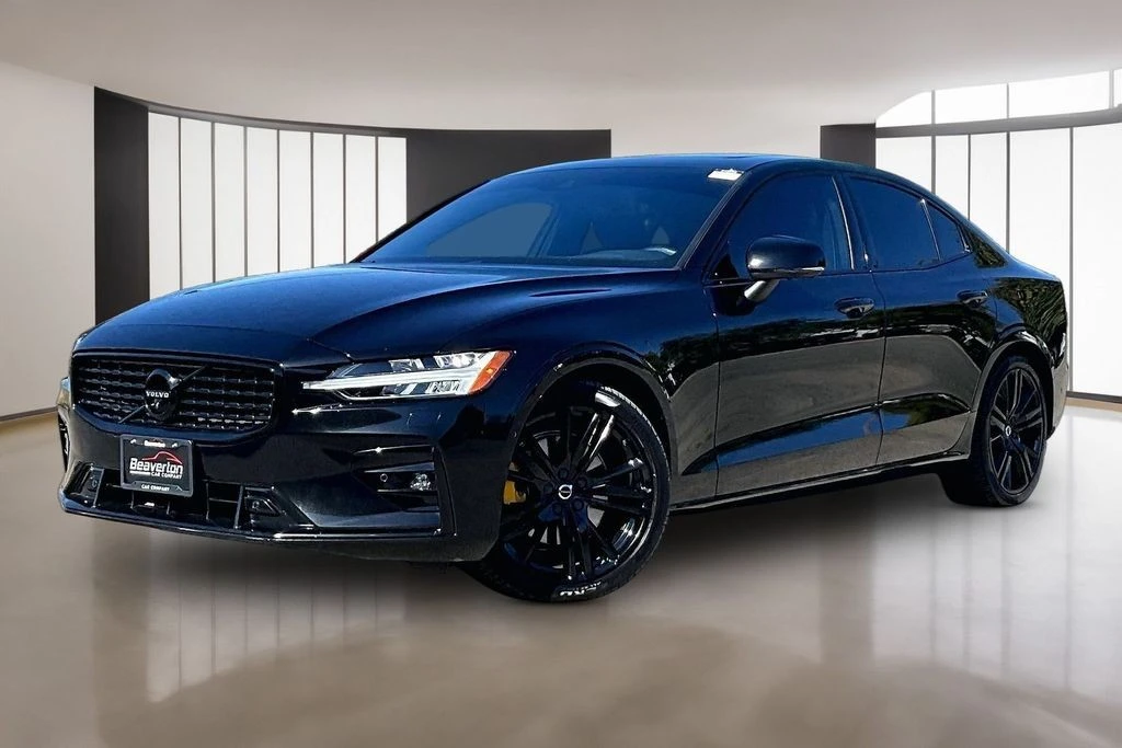 2022 Volvo S60 3rd Gen - Image 2 of 31