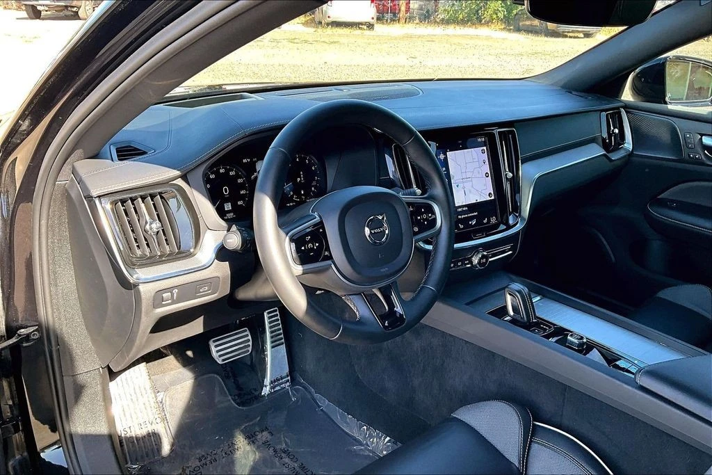 2022 Volvo S60 3rd Gen - Image 18 of 31