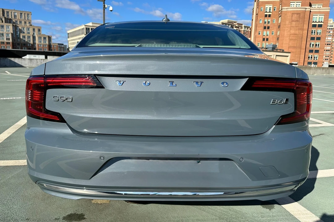 2022 Volvo S90 - Image 5 of 31
