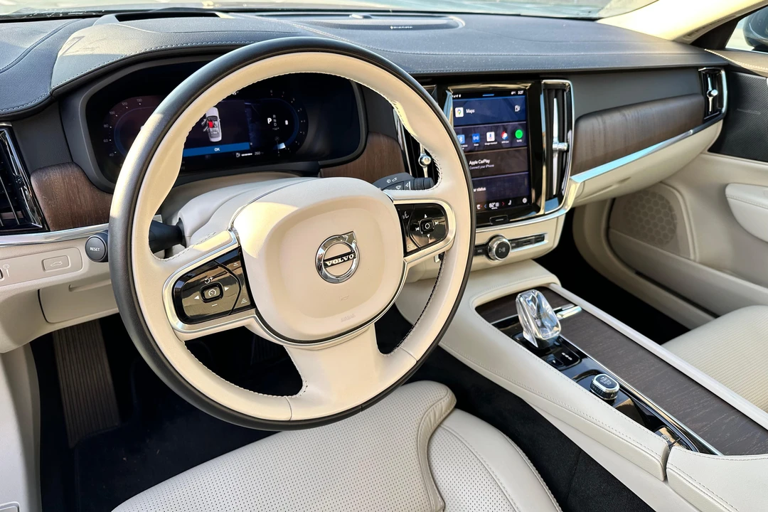 2022 Volvo S90 - Image 21 of 31