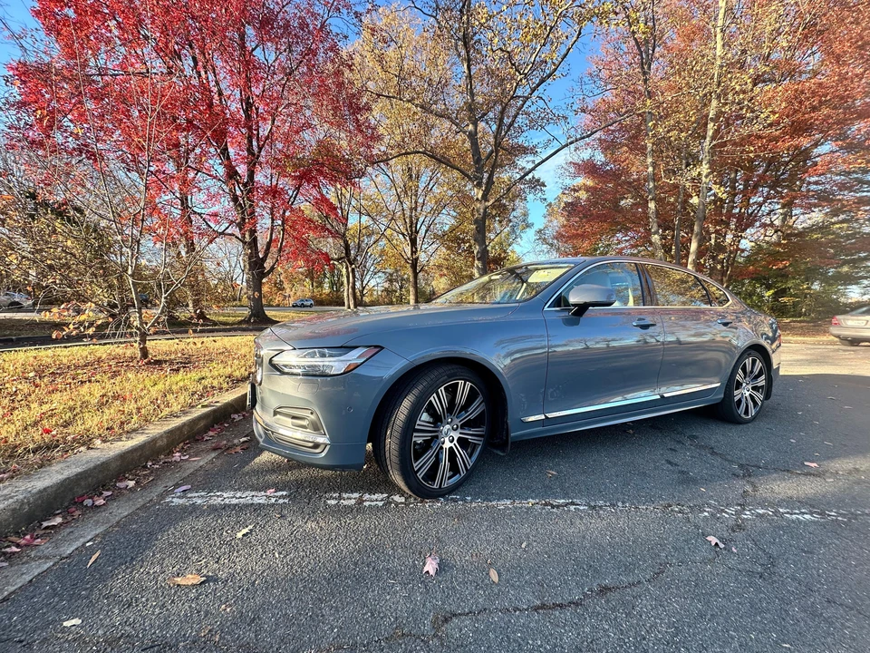 2022 Volvo S90 - Image 8 of 31