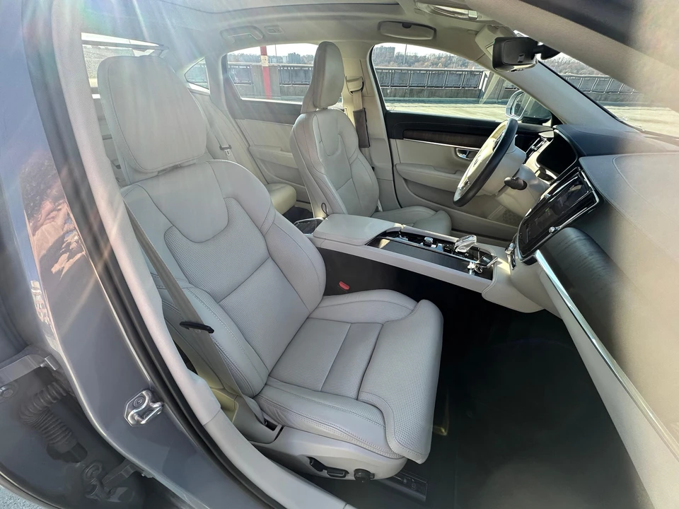 2022 Volvo S90 - Image 31 of 31