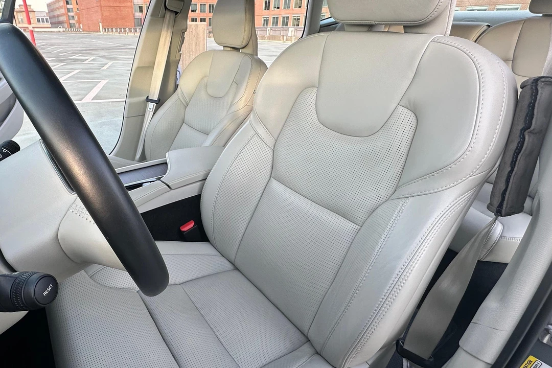 2022 Volvo S90 - Image 22 of 31