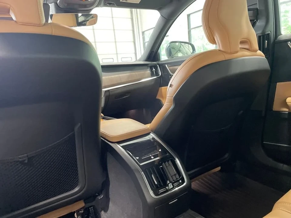2022 Volvo S90 - Image 11 of 12