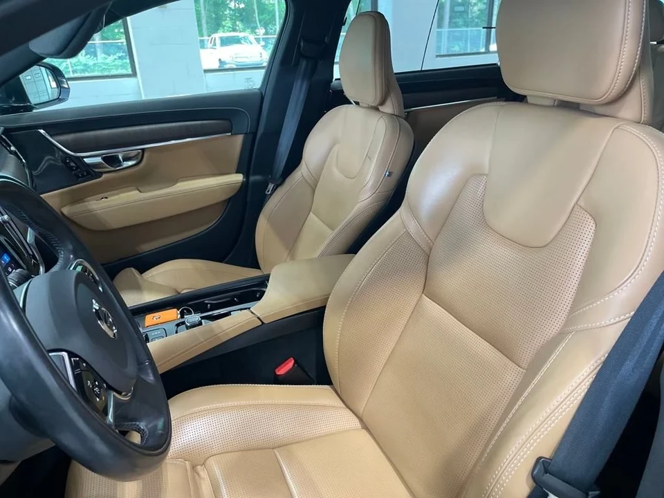 2022 Volvo S90 - Image 10 of 12