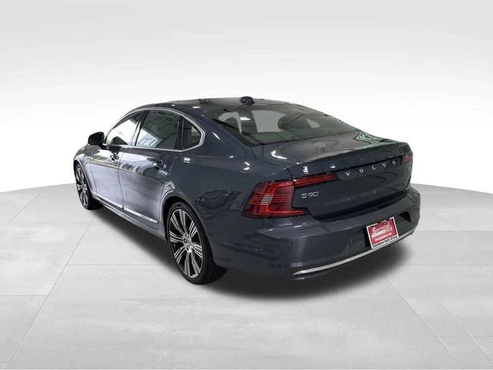 2022 Volvo S90 - Image 4 of 12