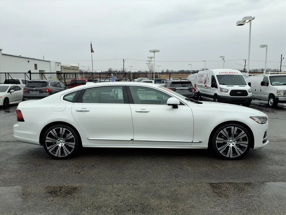 2022 Volvo S90 - Image 8 of 12