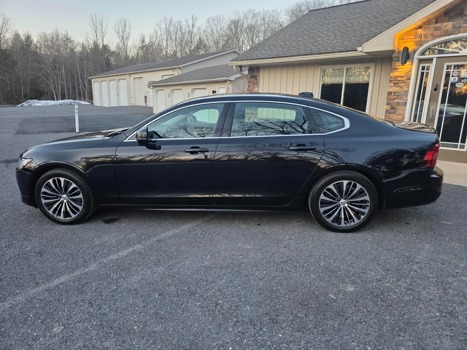 2022 Volvo S90 - Image 2 of 21