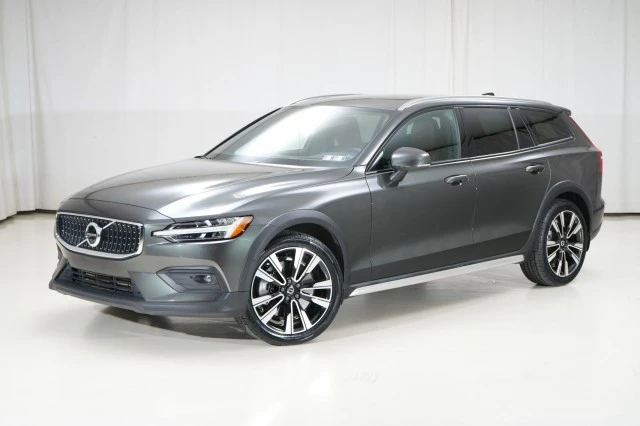 2022 Volvo V60 2nd Gen - Image 3 of 21
