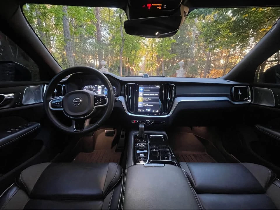 2022 Volvo V60 2nd Gen - Image 7 of 10