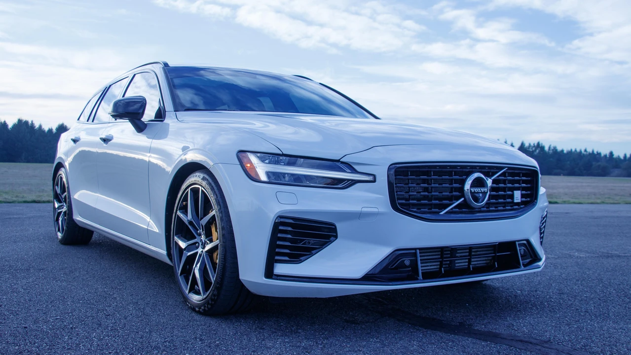 2022 Volvo V60 2nd Gen - Image 23 of 31