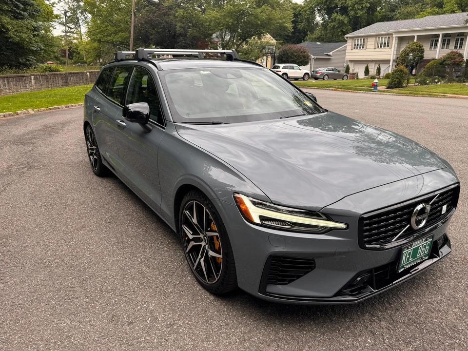 2022 Volvo V60 2nd Gen - Image 22 of 31