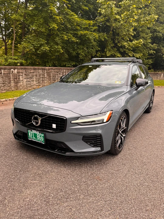 2022 Volvo V60 2nd Gen - Image 6 of 31