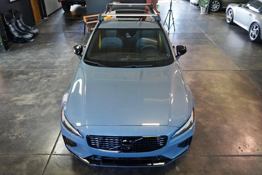2022 Volvo V60 2nd Gen - Image 13 of 21