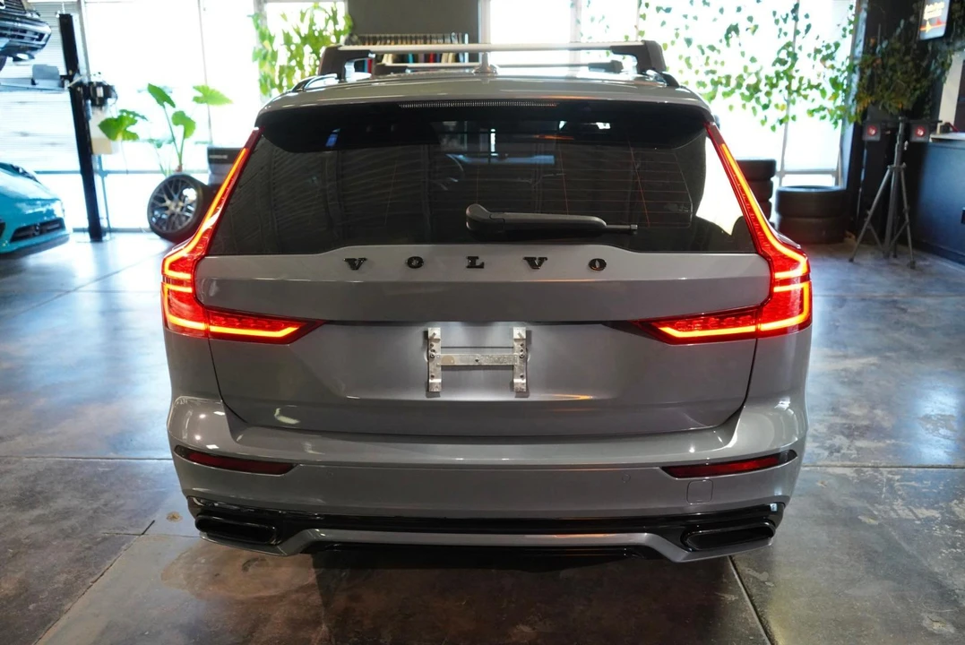 2022 Volvo V60 2nd Gen - Image 5 of 21