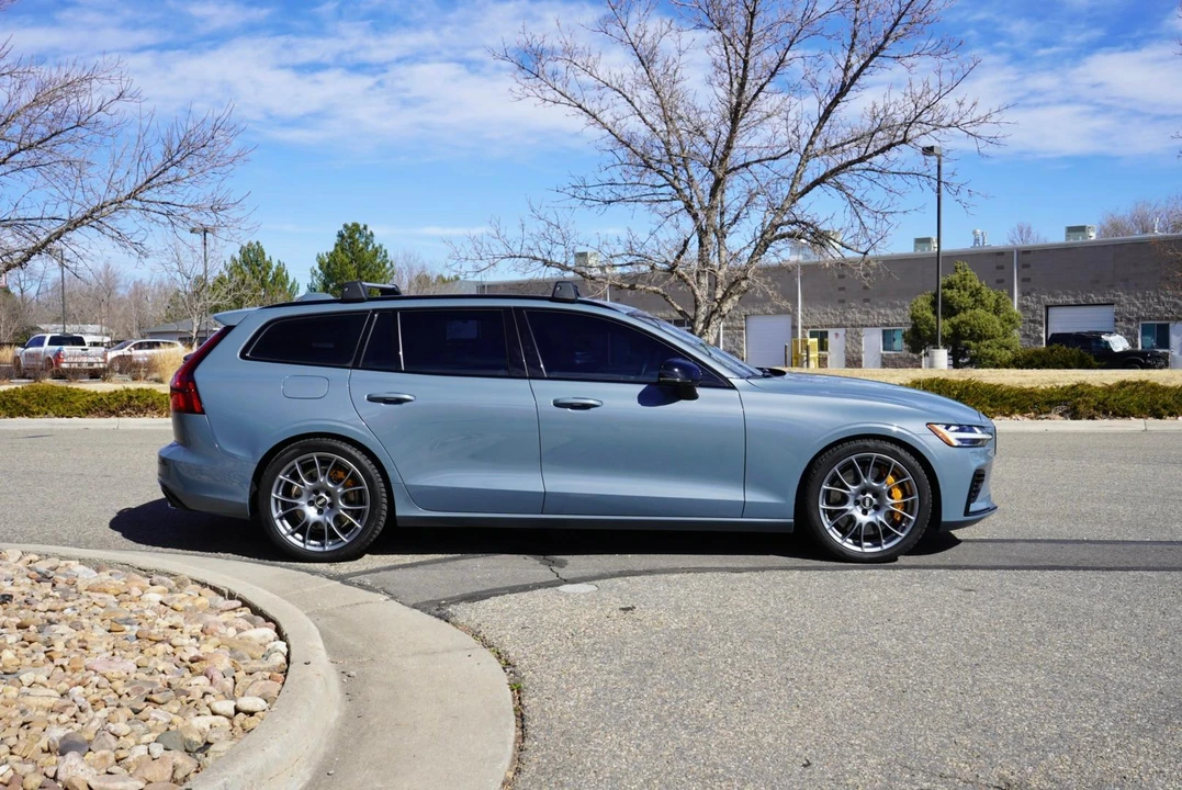 2022 Volvo V60 2nd Gen - Image 19 of 21