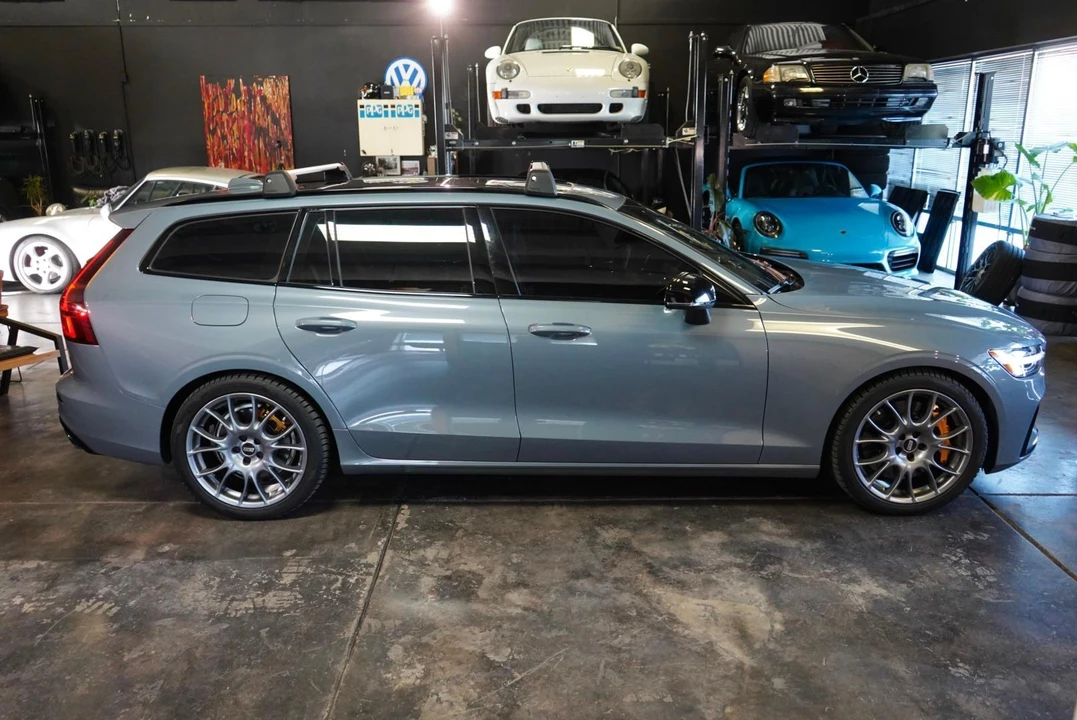 2022 Volvo V60 2nd Gen - Image 4 of 21