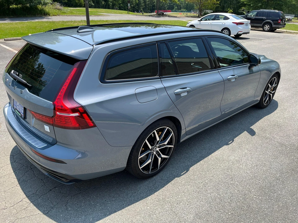 2022 Volvo V60 1st Gen - Image 20 of 31