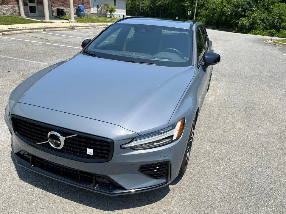 2022 Volvo V60 1st Gen - Image 8 of 31