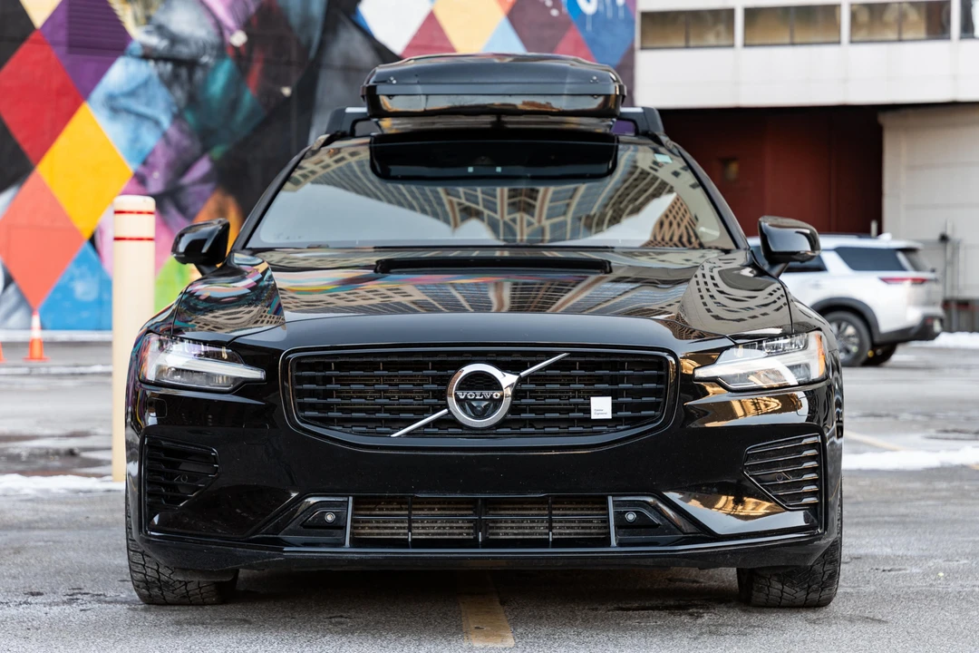 2022 Volvo V60 2nd Gen - Image 6 of 31