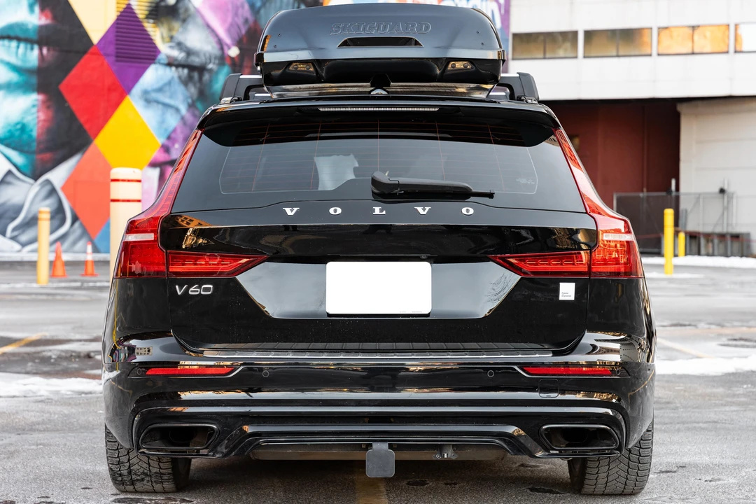 2022 Volvo V60 2nd Gen - Image 5 of 31
