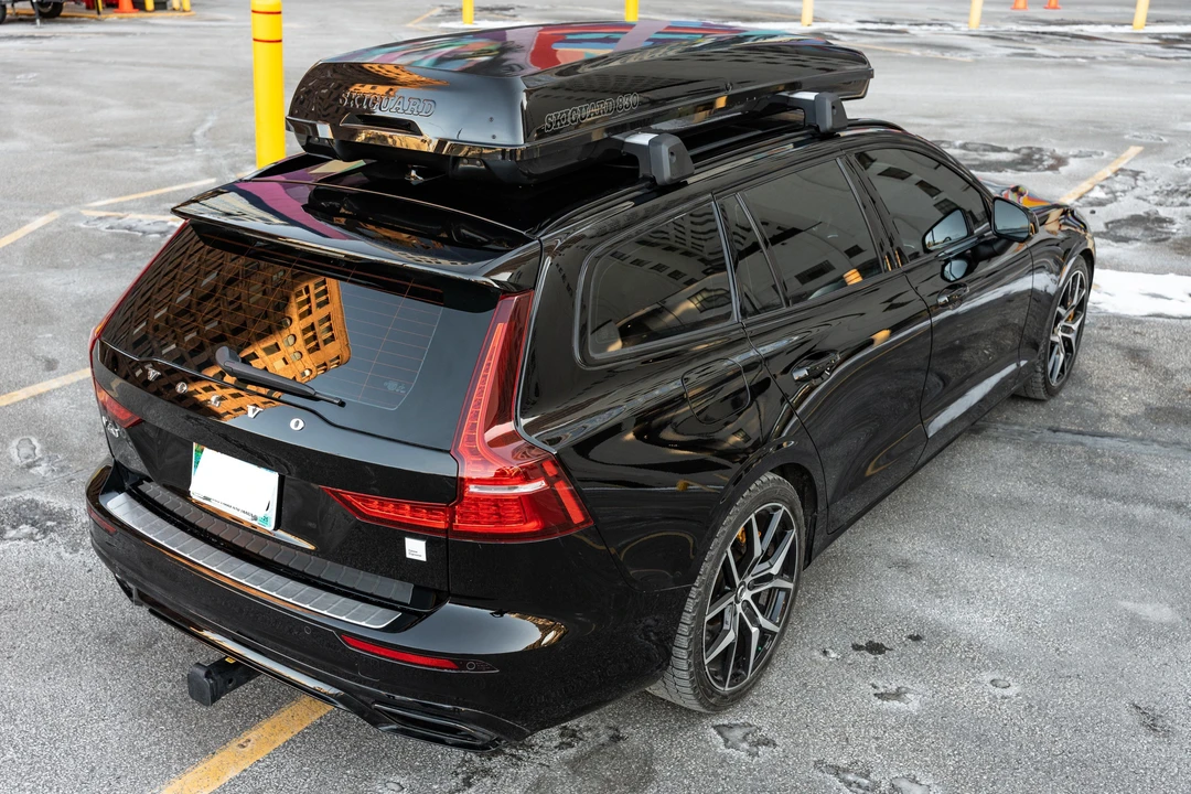 2022 Volvo V60 2nd Gen - Image 11 of 31