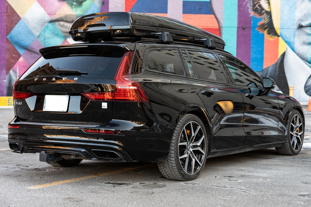 2022 Volvo V60 2nd Gen - Image 12 of 31
