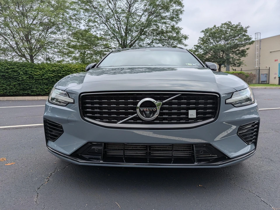 2022 Volvo V60 2nd Gen - Image 6 of 31
